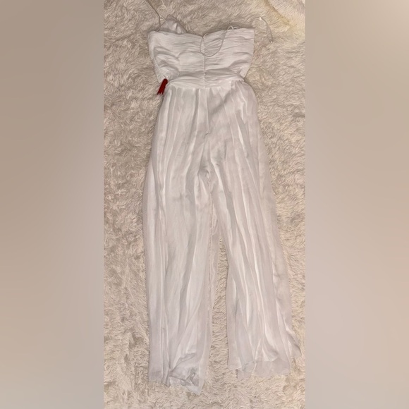 NWOT Mac Duggal Flowy Faux Wrap white belted Jumpsuit sz M - Picture 5 of 8
